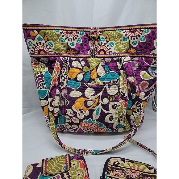Vera Bradley Tote Bag Plum Crazy Retired Quilted W/ 2 Small Wallet/Wristlets - Picture 2 of 10